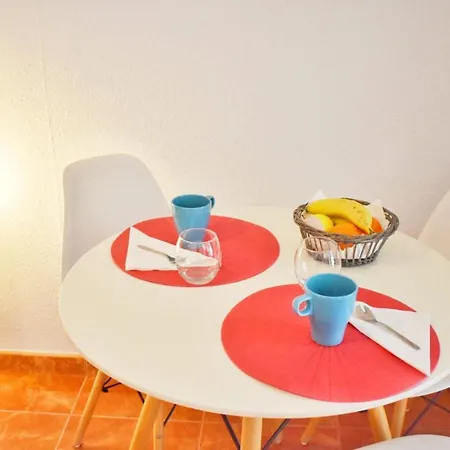 Castle Margherita'S Apartments Los Cristianos  Exterior photo