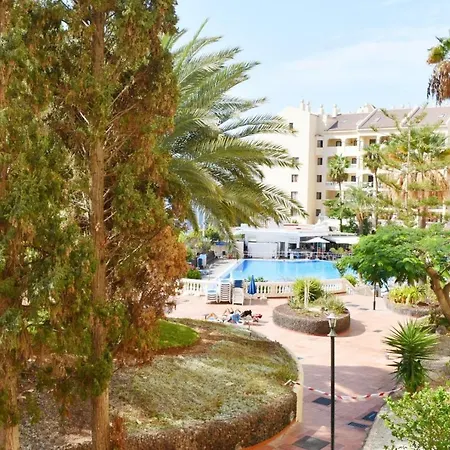 Castle Margherita'S Apartments Los Cristianos  Exterior photo