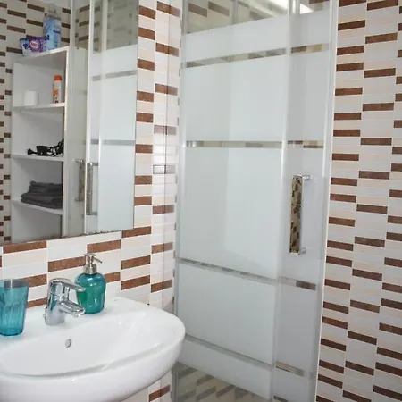 Castle Margherita'S Apartments Los Cristianos  Exterior photo