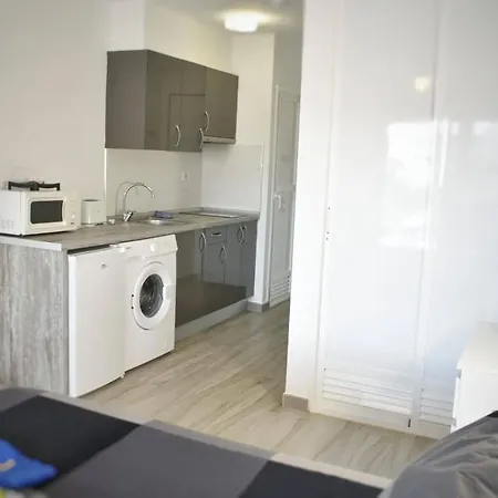 Castle Margherita'S Apartments Los Cristianos  Exterior photo